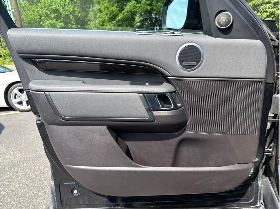 Land Rover Discovery  2019