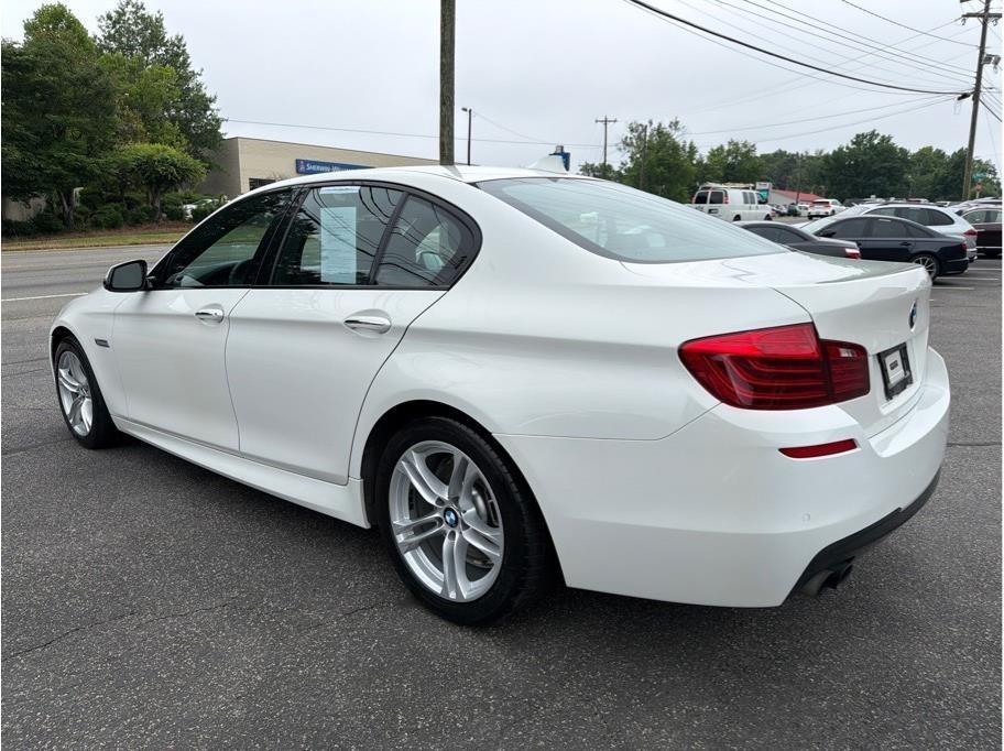 BMW 5-Series  2016