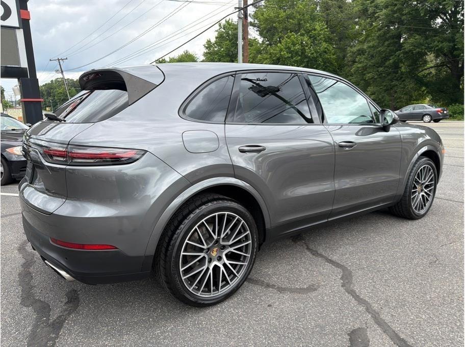 Porsche Cayenne  2019