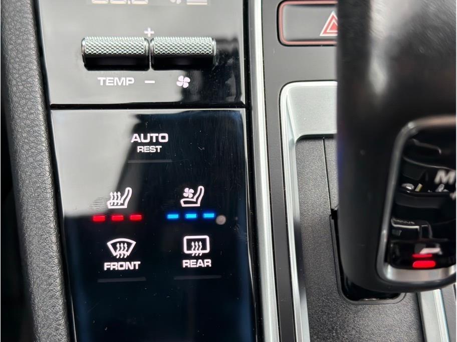 Porsche Cayenne  2019