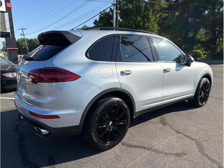 Porsche Cayenne  2017