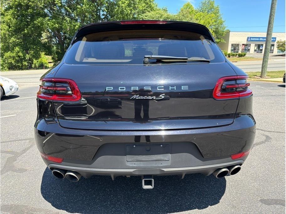 Porsche Macan  2015