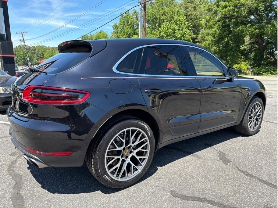 Porsche Macan  2015
