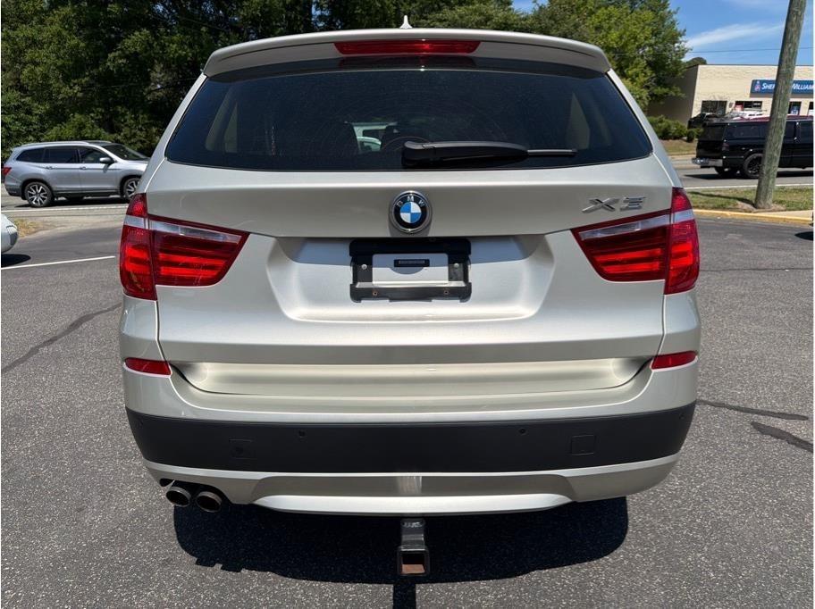 BMW X3  2011