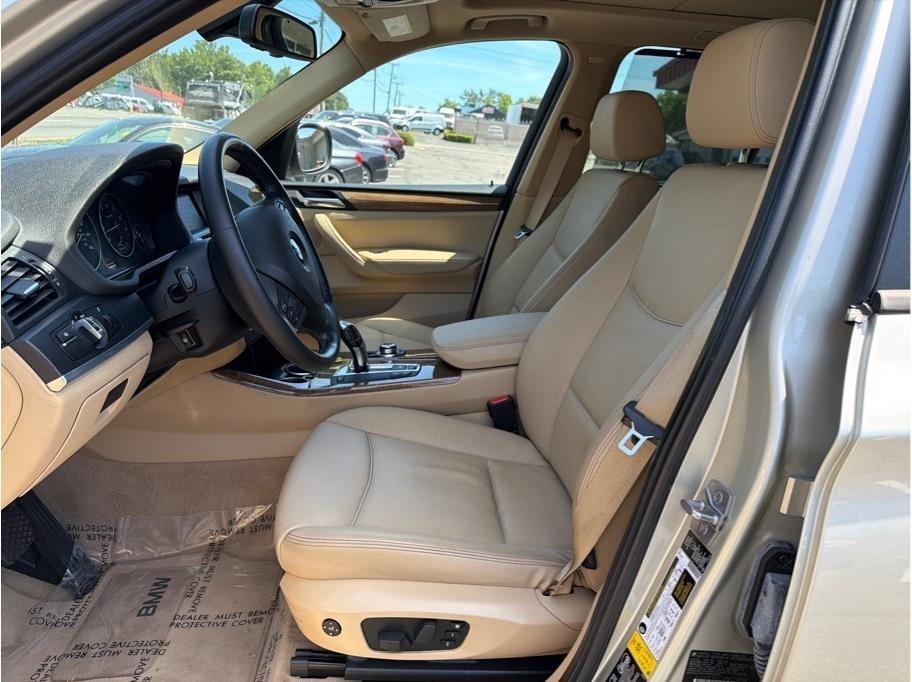 BMW X3  2011