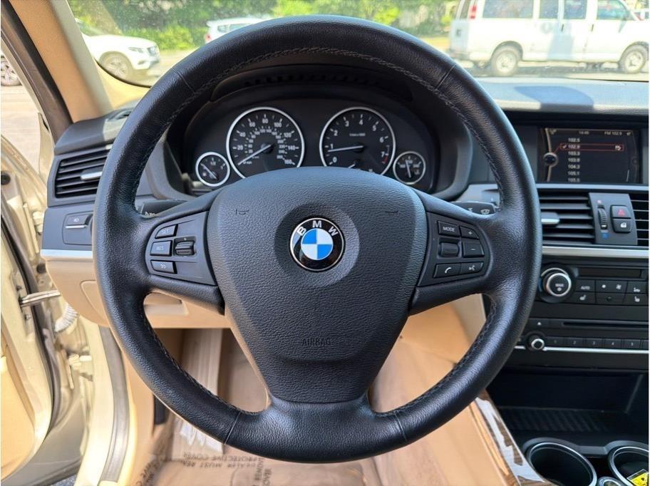 BMW X3  2011