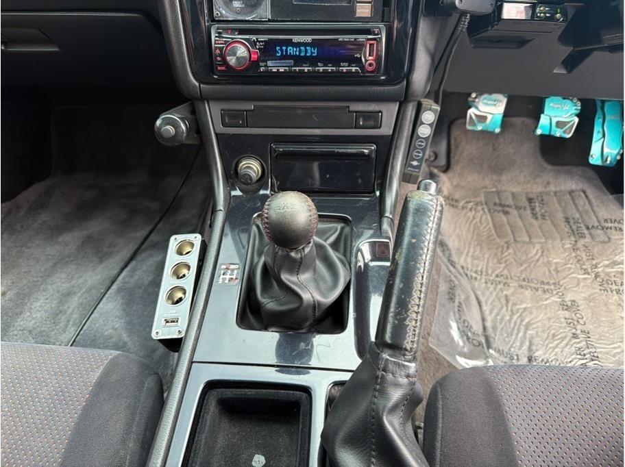 Nissan Stagea  1998