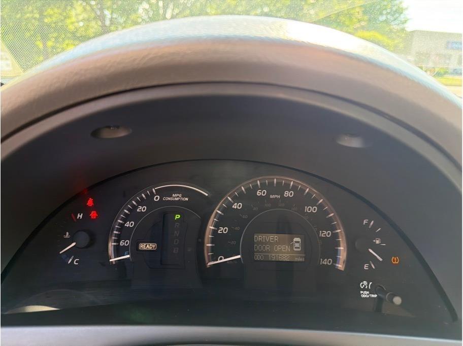 Toyota Camry Hybrid  2009