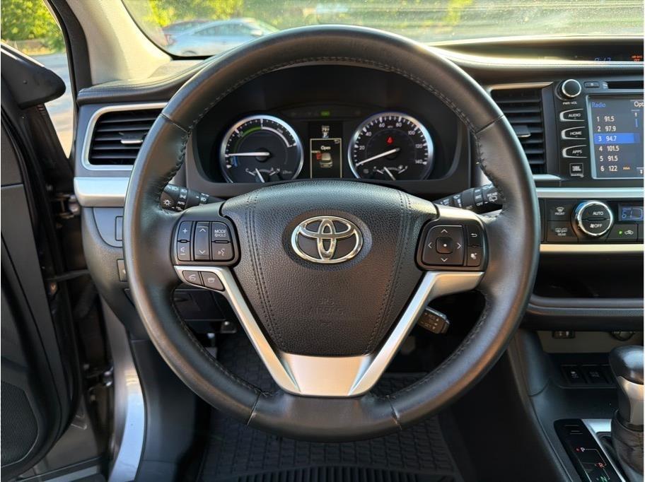 Toyota Highlander Hybrid  2015