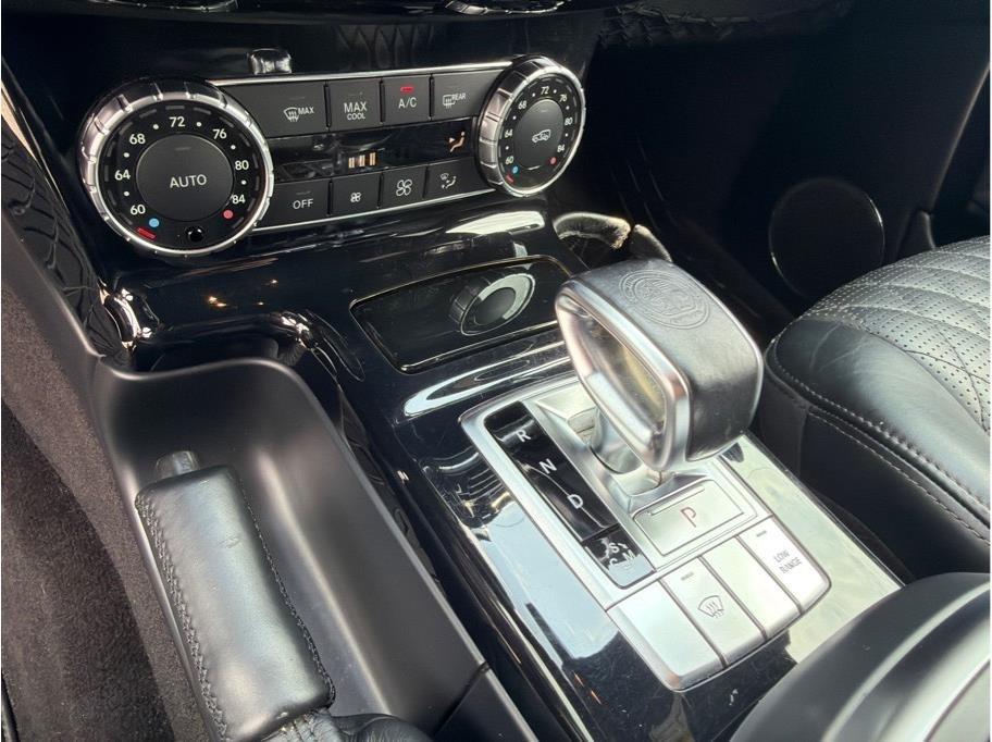 Mercedes-Benz G-Class  2015