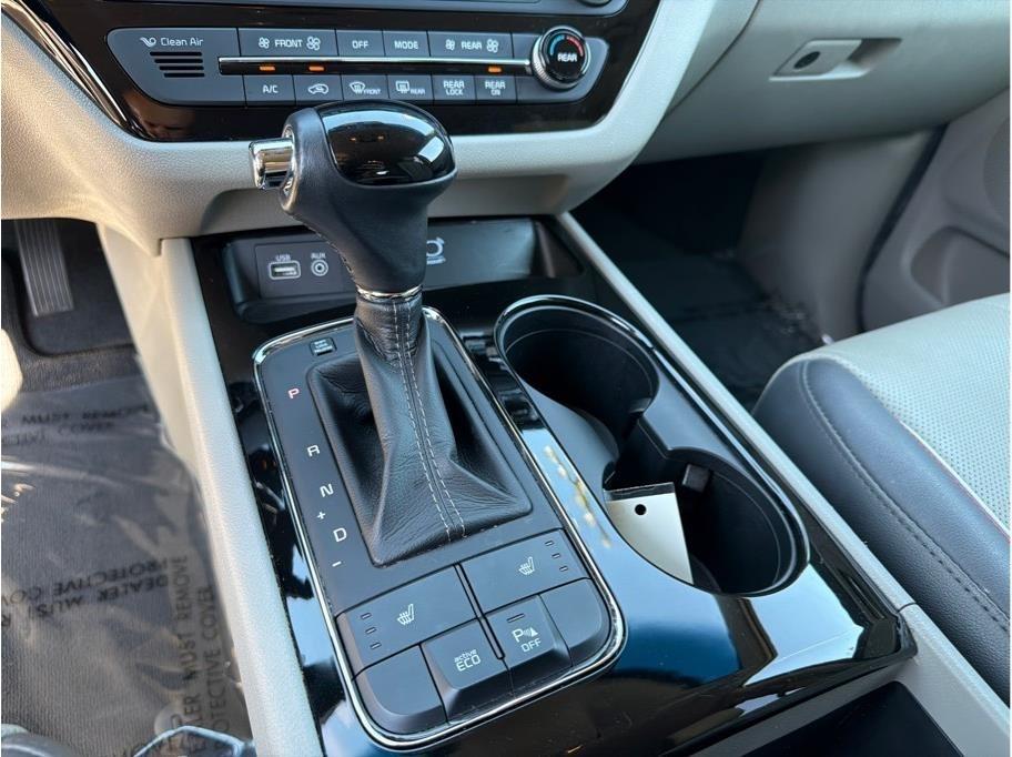 Kia Sedona  2016