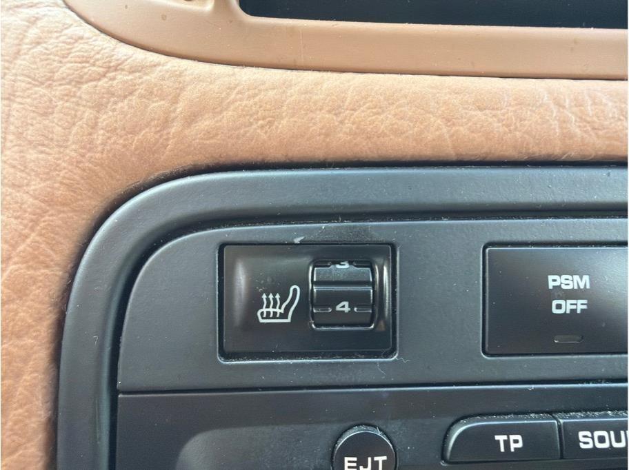 Porsche Cayenne  2005