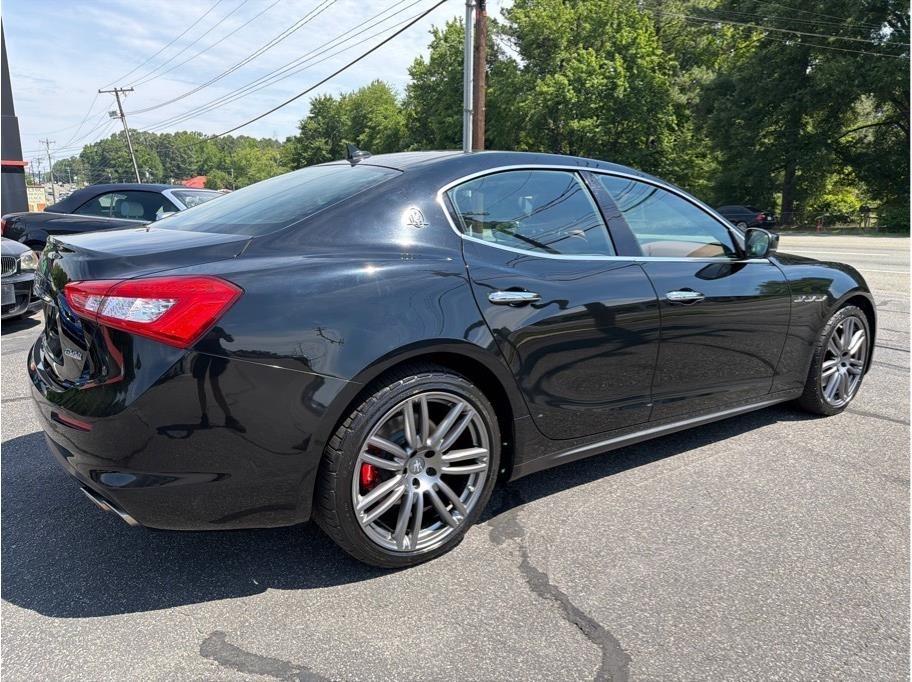Maserati Ghibli  2018