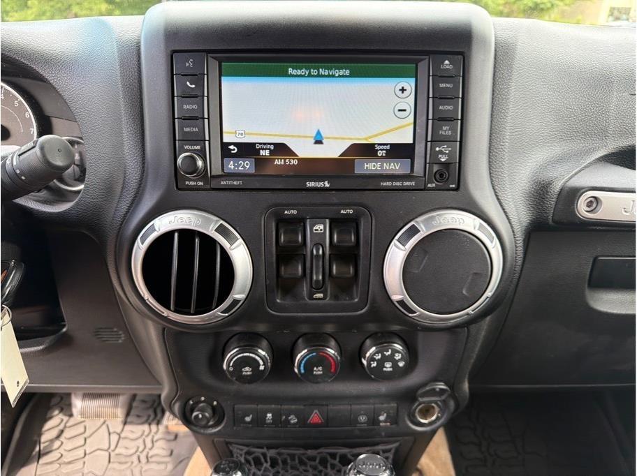 Jeep Wrangler  2015
