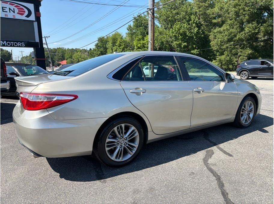 Toyota Camry  2015