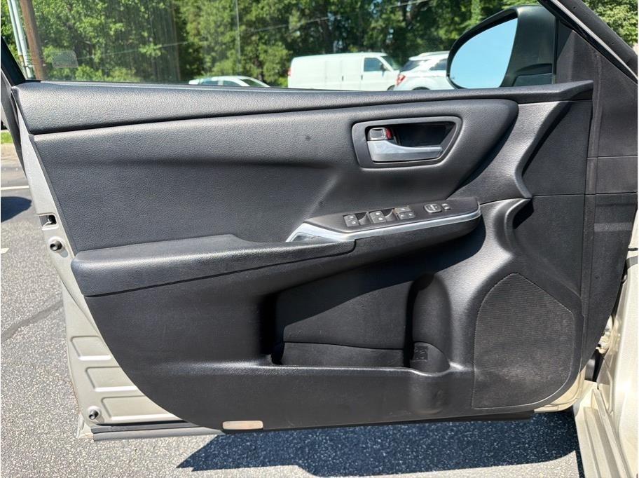 Toyota Camry  2015