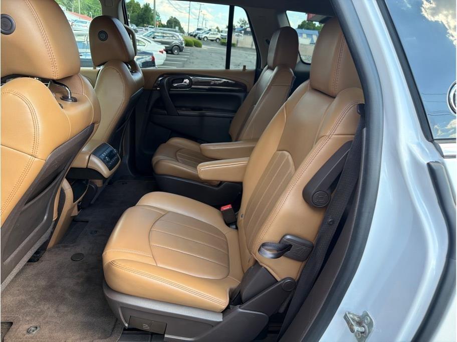 Buick Enclave  2016