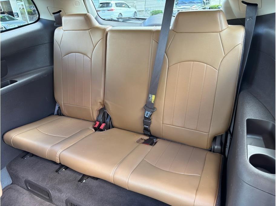 Buick Enclave  2016
