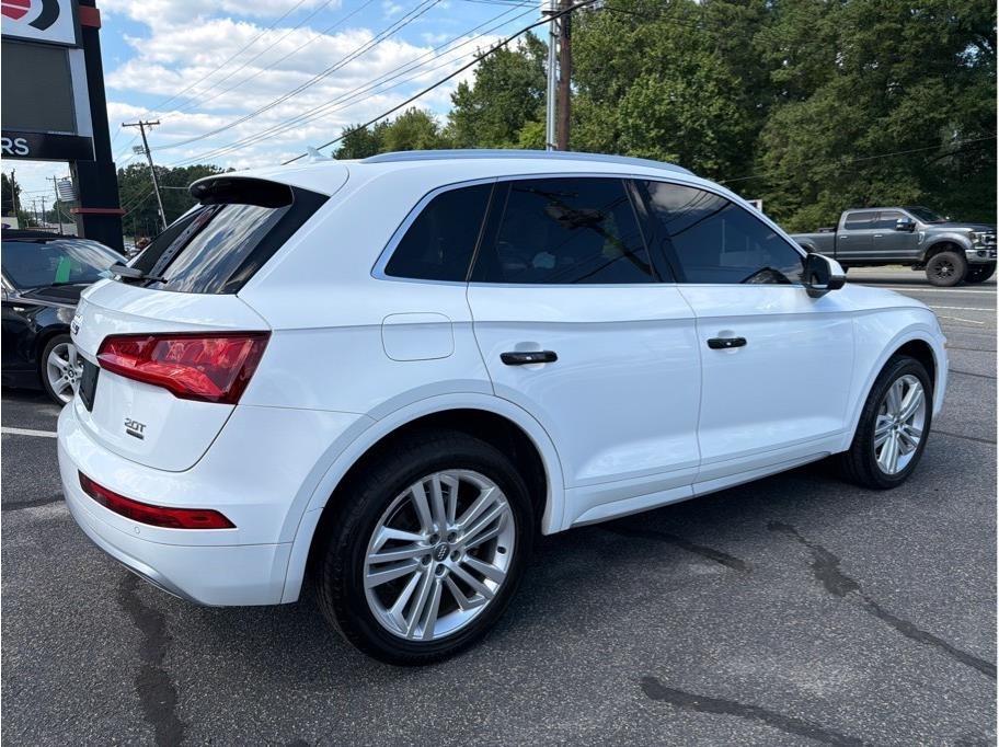 Audi Q5  2018