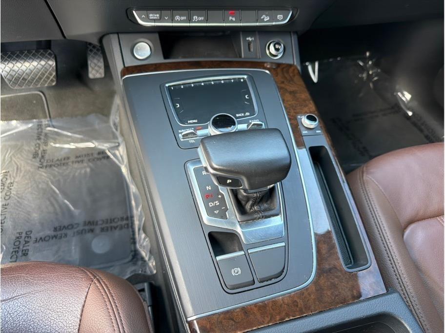 Audi Q5  2018