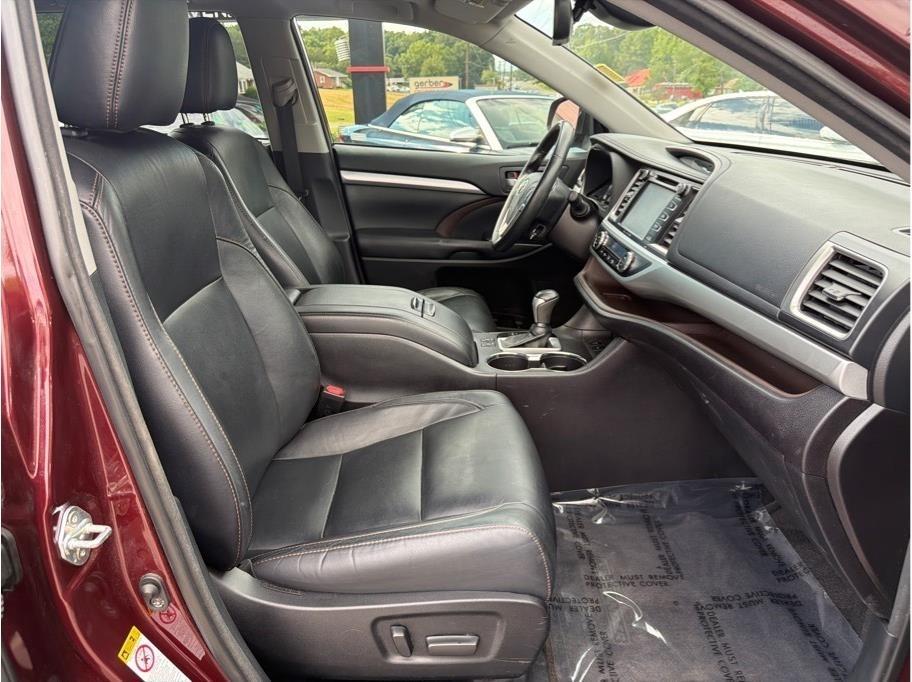Toyota Highlander  2018