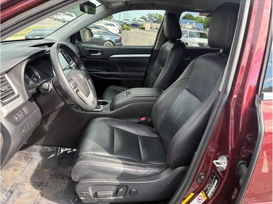 Toyota Highlander  2018