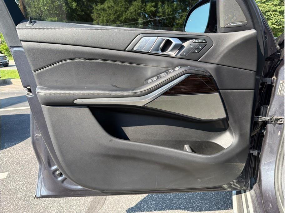 BMW X7  2019