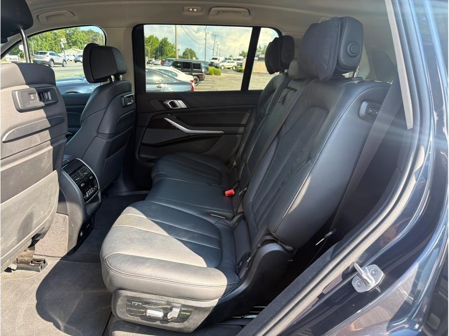 BMW X7  2019