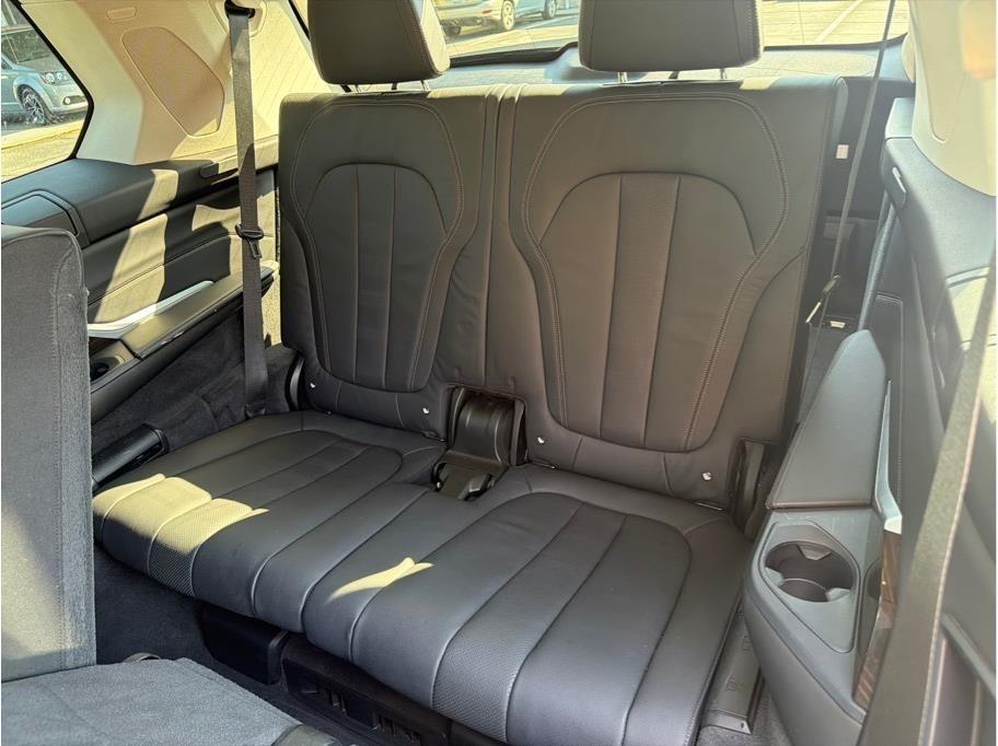BMW X7  2019