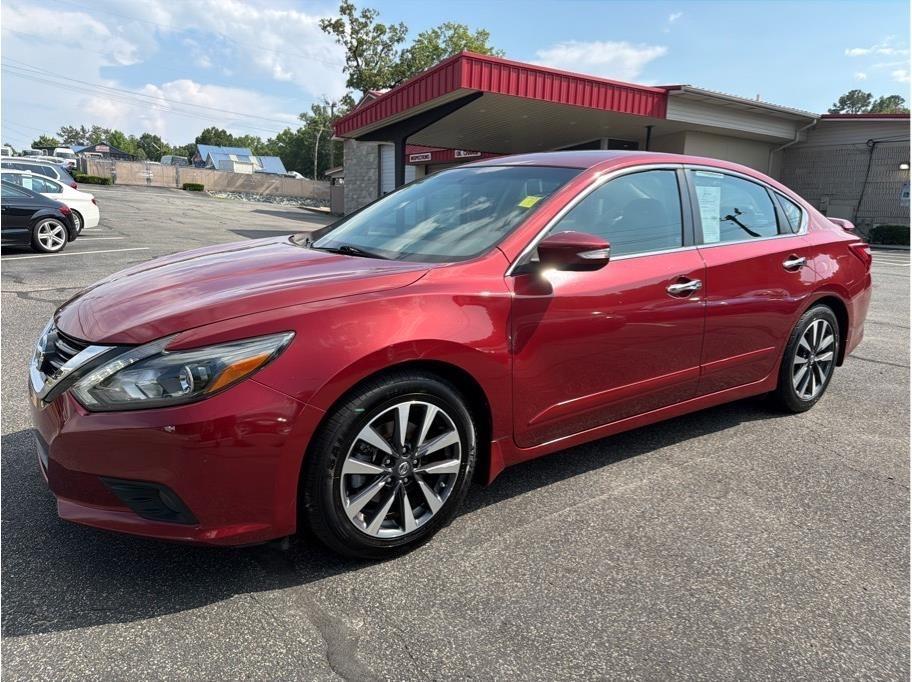 Nissan Altima  2017