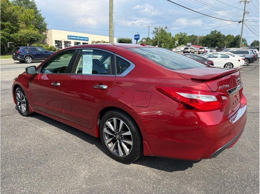 Nissan Altima  2017