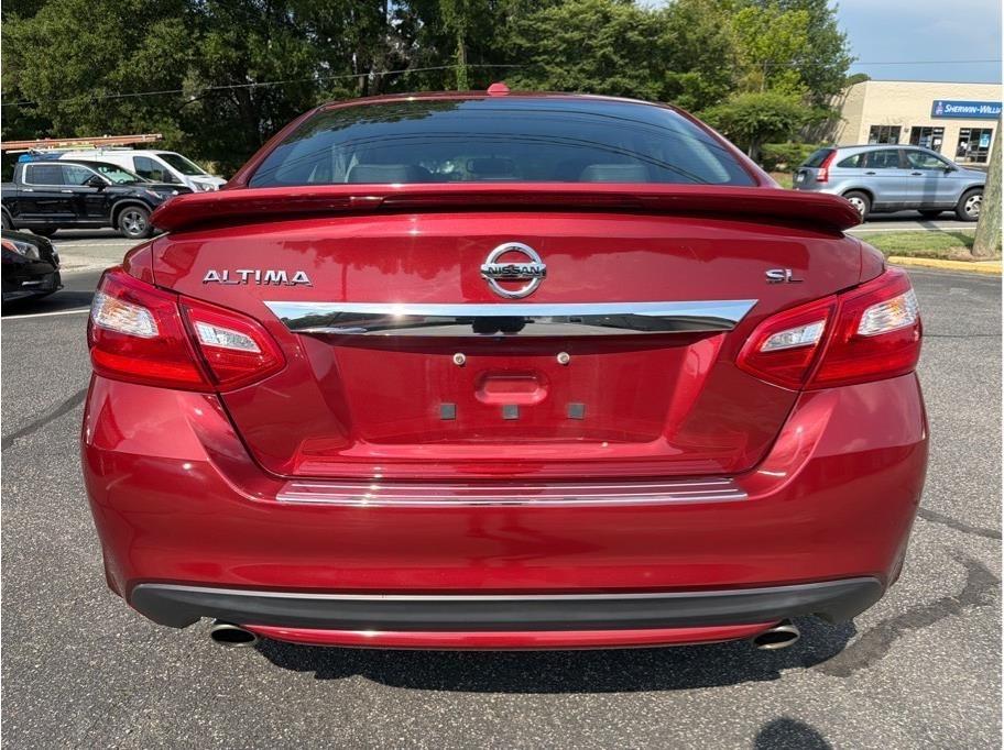 Nissan Altima  2017