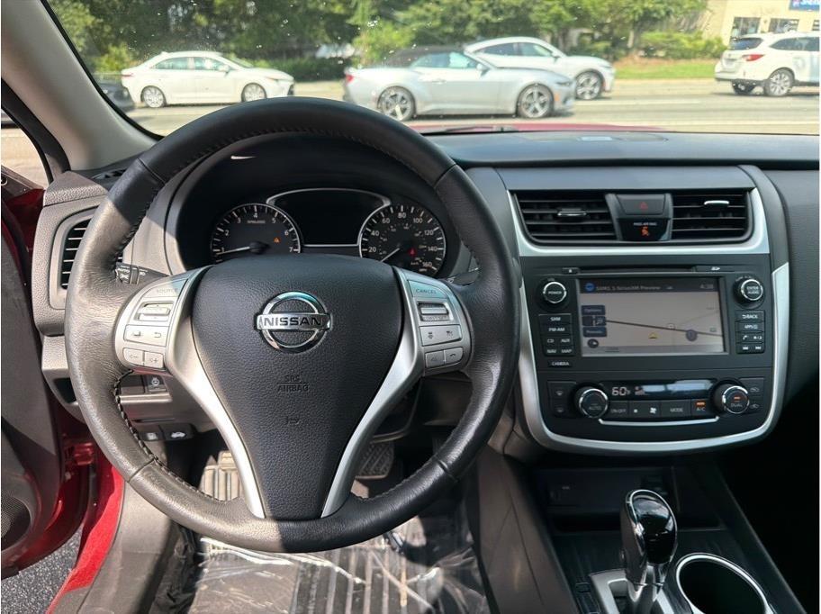 Nissan Altima  2017