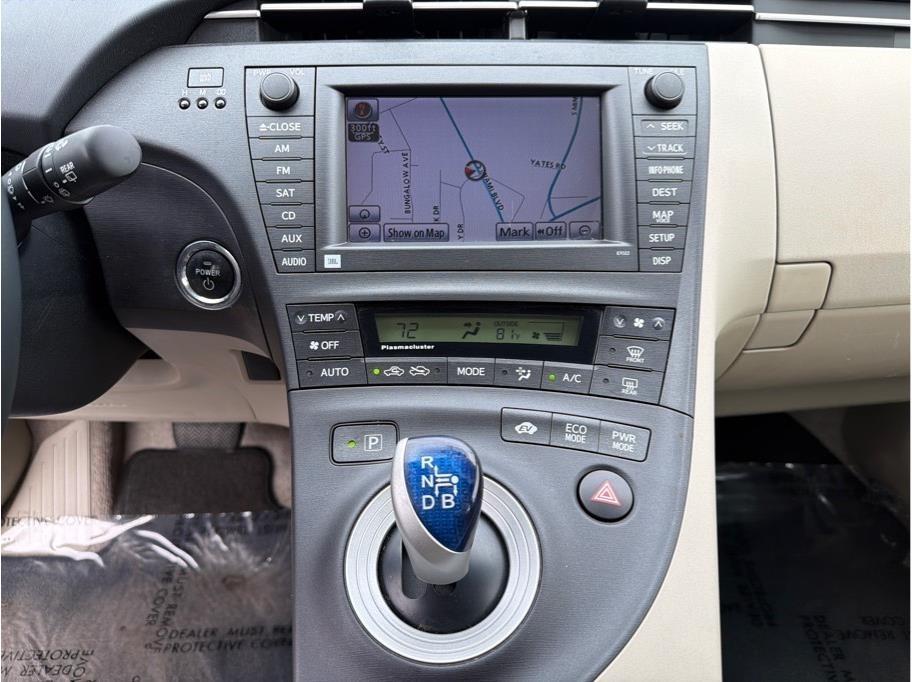 Toyota Prius  2011