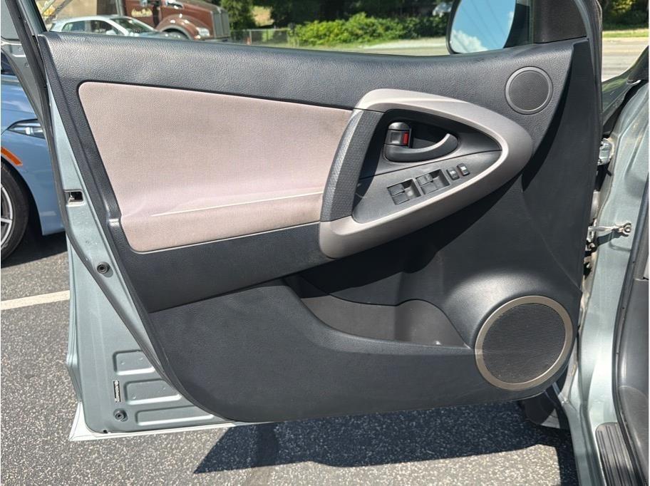Toyota RAV4  2006