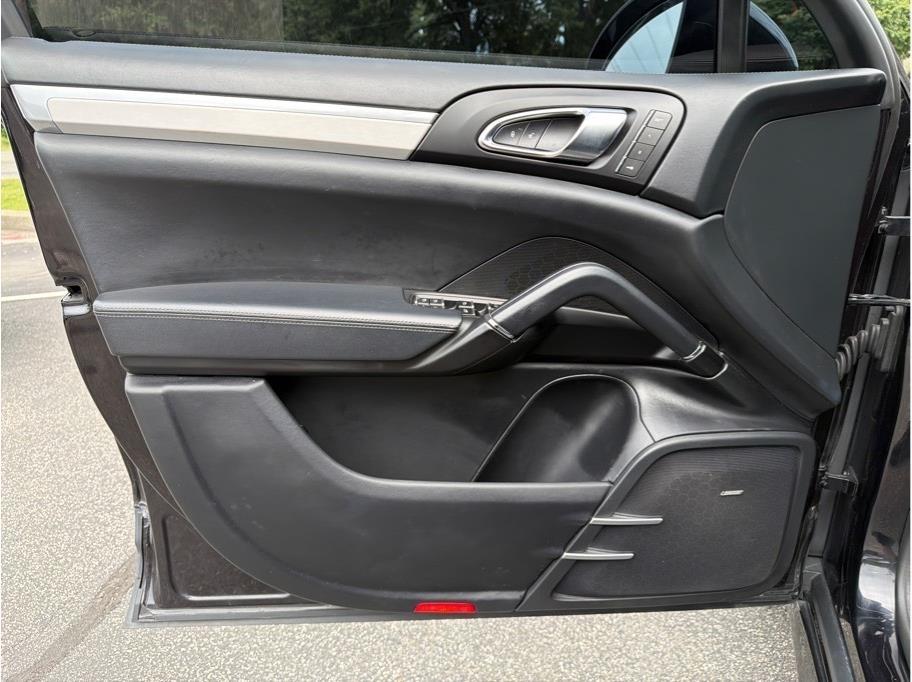 Porsche Cayenne  2016