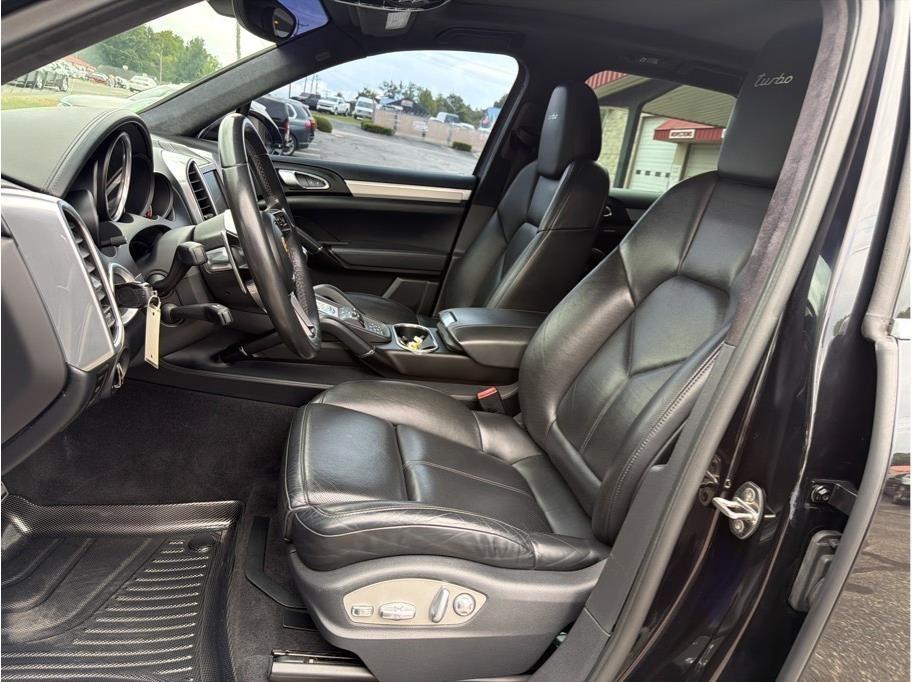 Porsche Cayenne  2016