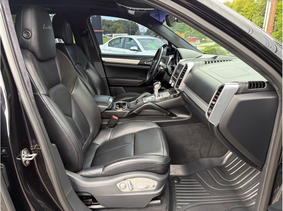 Porsche Cayenne  2016