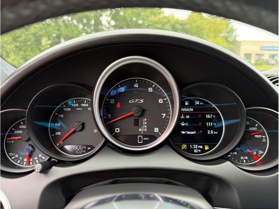 Porsche Cayenne  2016