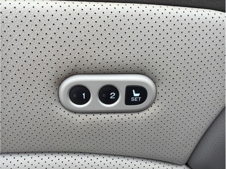 Acura RDX  2011