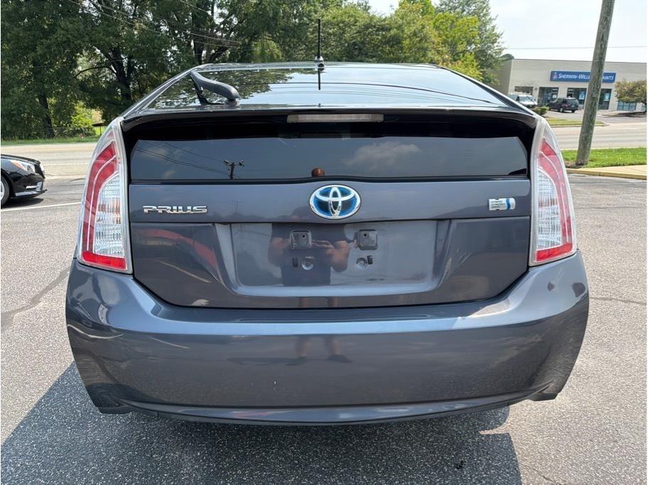 Toyota Prius  2012