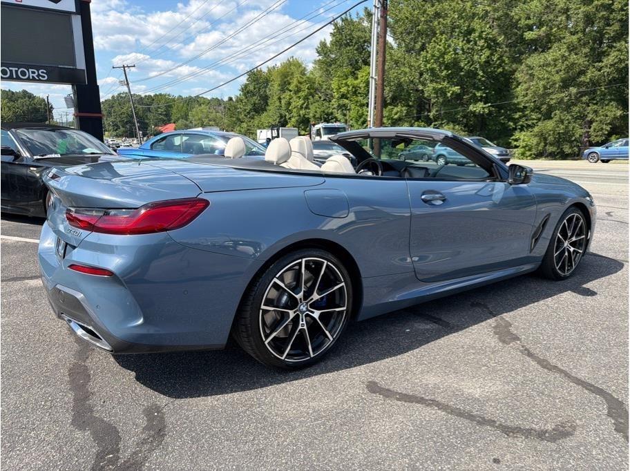 BMW 8-Series  2022