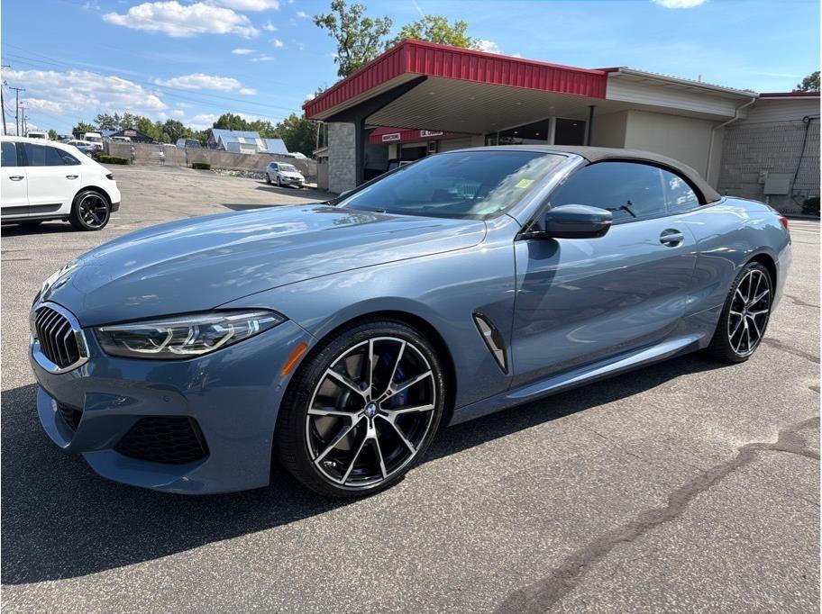 BMW 8-Series  2022