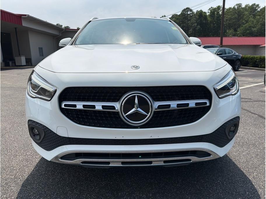 Mercedes-Benz GLA-Class  2021