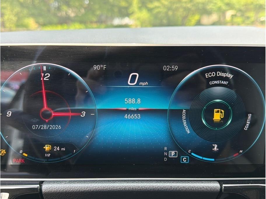 Mercedes-Benz GLA-Class  2021