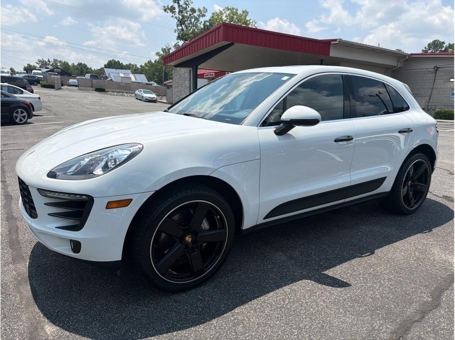 Porsche Macan  2017