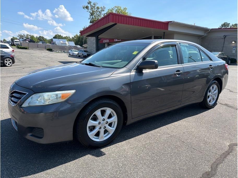 Toyota Camry  2010