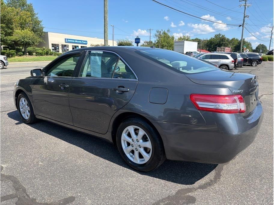Toyota Camry  2010