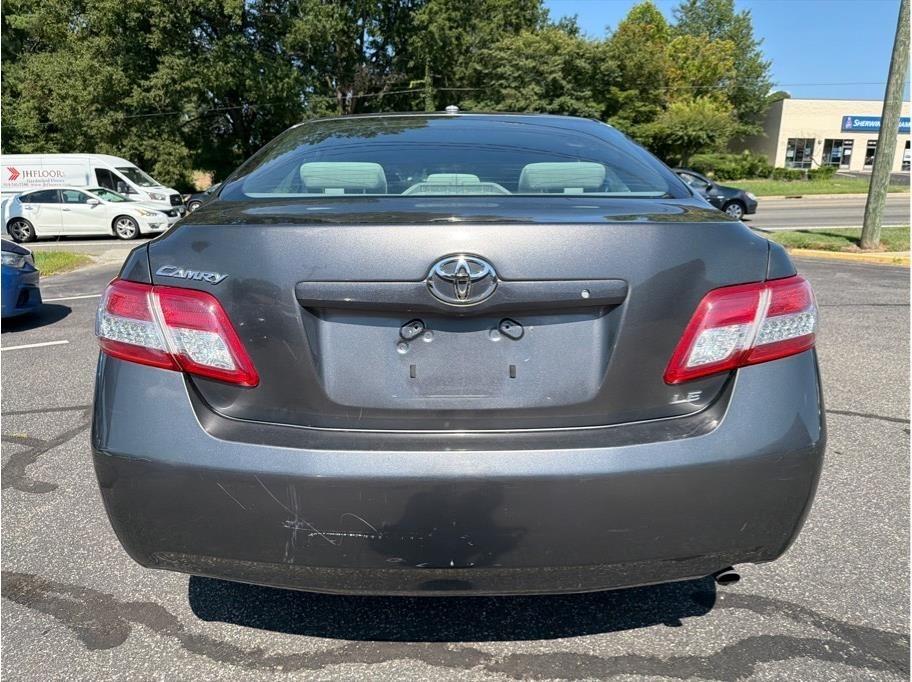 Toyota Camry  2010