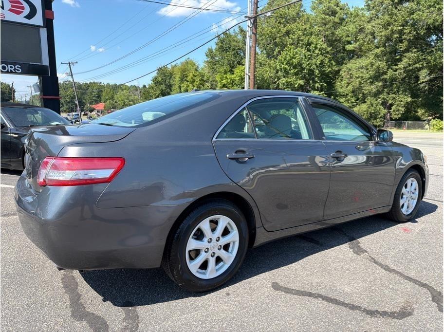 Toyota Camry  2010